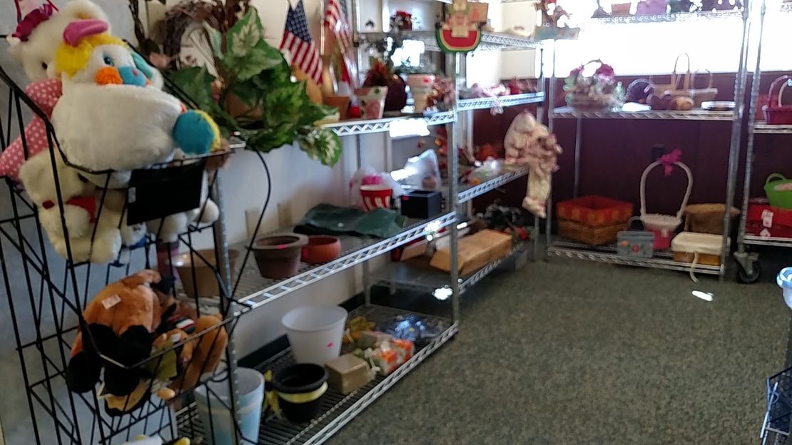 Hospice Thrift Store Angels Camp, CA Shopping on Hwy 49